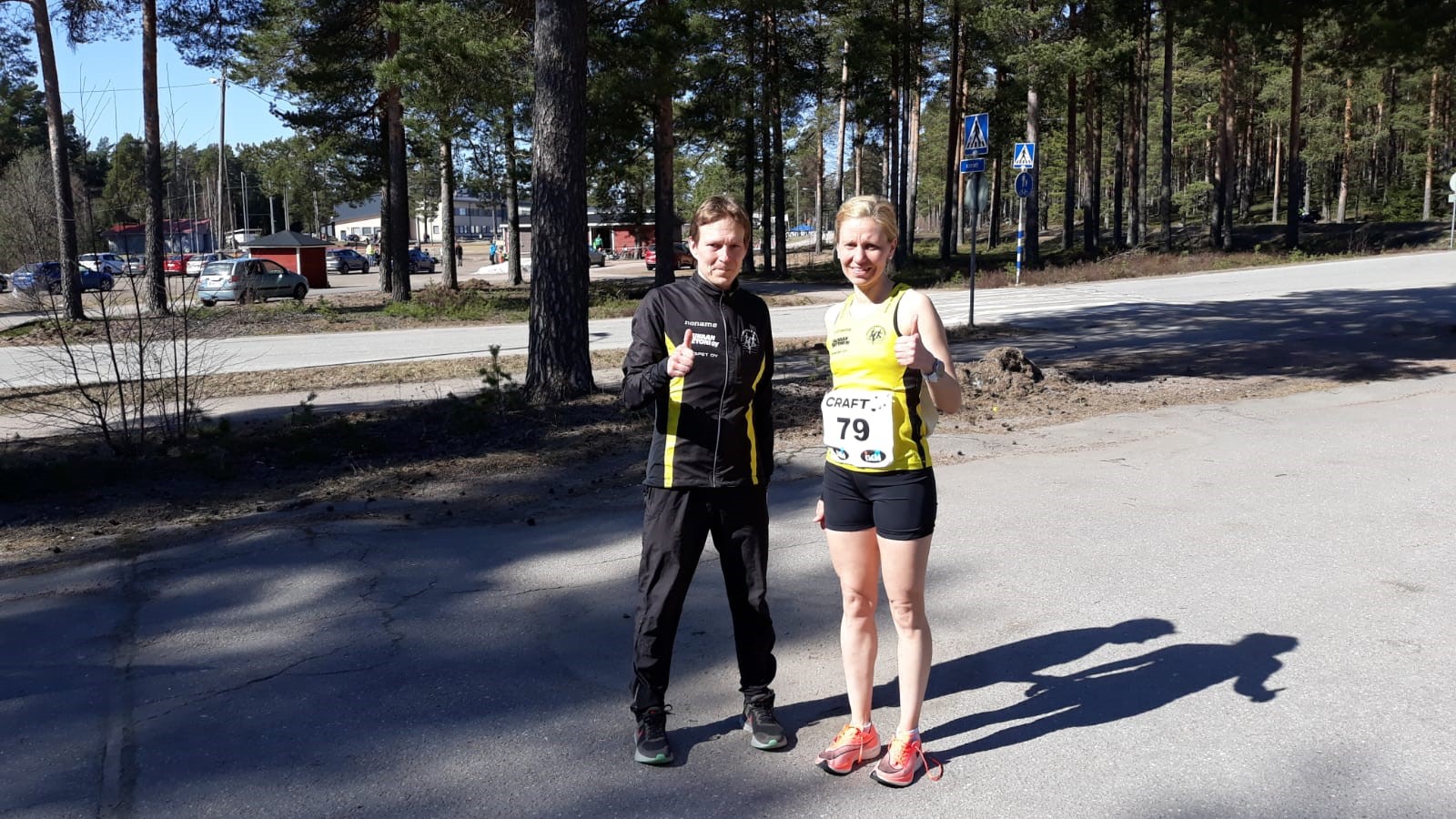 Antti ja Tiina SM puolimaratonilla Pyhtäällä - Vaajakosken Kuohu